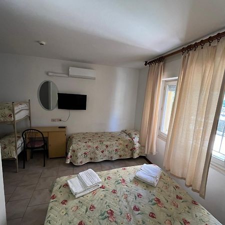 Hotel Italiaแชร์เวีย ภายนอก รูปภาพ